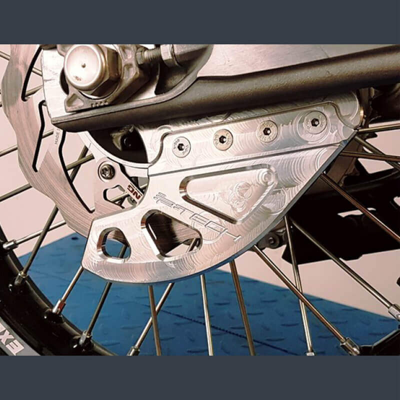 rear-brake-disc-guard-3.jpg ‣ s3parts.ru - Запчасти для мотоцикла Enduro и Trial в России